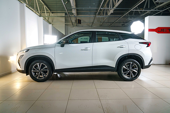 Omoda C5 Active, белый