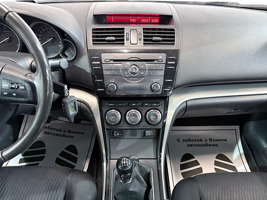 Mazda 6 Touring, 2011 года, пробег 240000 км