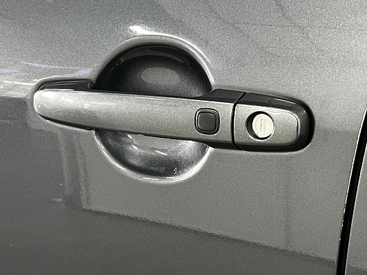 Toyota RAV4, 2009 года, пробег 339000 км