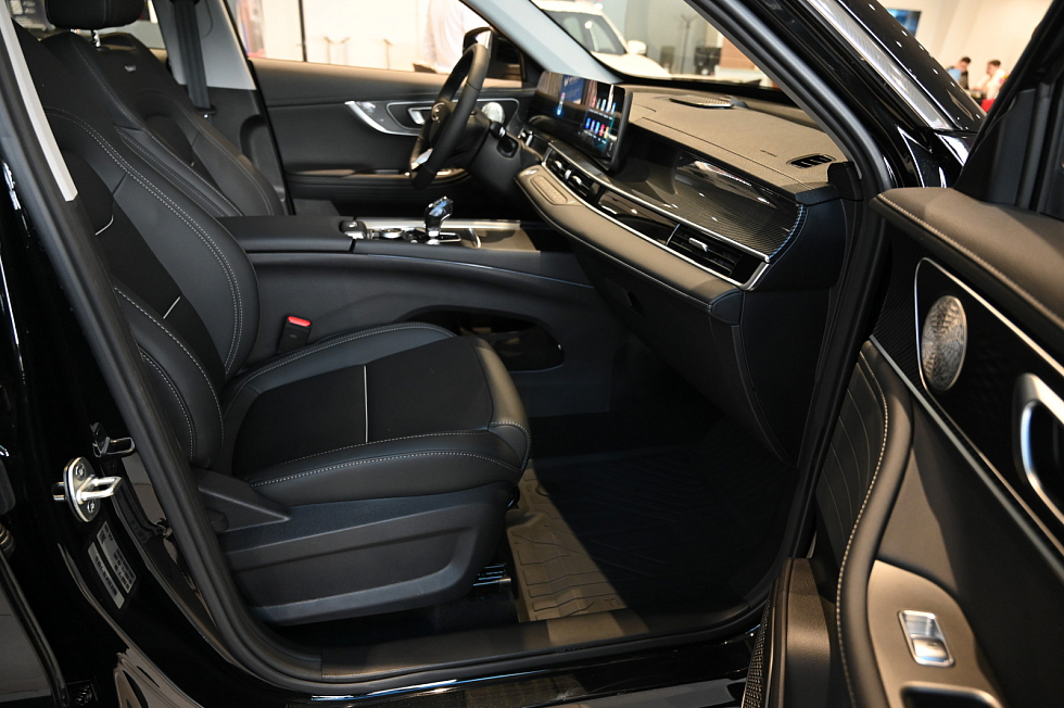 Chery Tiggo 7L Active, черный