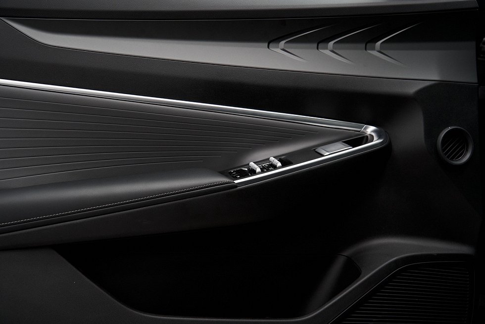 Geely Cityray Флагман, серый