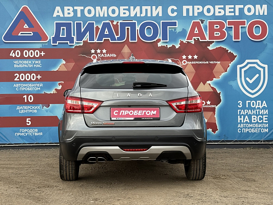Lada (ВАЗ) Vesta Luxe, 2021 года, пробег 40000 км