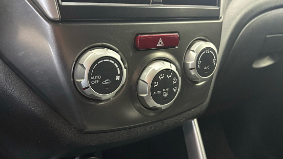 Subaru Forester, 2012 года, пробег 217041 км