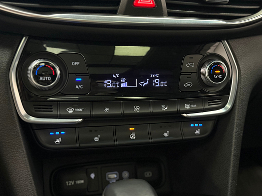 Hyundai Santa Fe High-Tech, 2019 года, пробег 75000 км