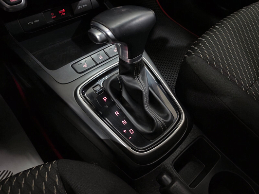 Kia Rio Luxe, 2018 года, пробег 102100 км