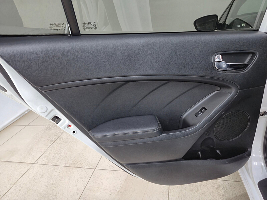 Kia Cerato Luxe, 2014 года, пробег 182000 км