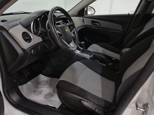 Chevrolet Cruze LS, 2012 года, пробег 210698 км