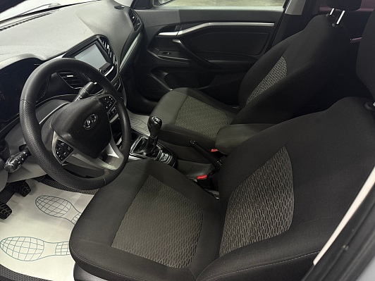 Lada (ВАЗ) Vesta Comfort Multimedia, 2018 года, пробег 142975 км