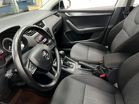 Skoda Octavia Style, 2018 года, пробег 177319 км