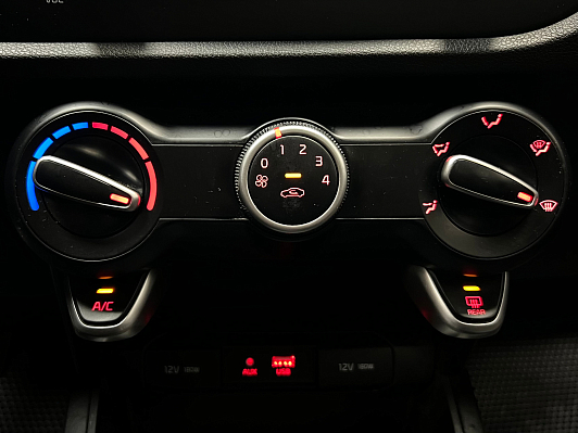 Kia Rio Comfort, 2019 года, пробег 62000 км