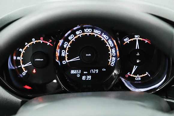 Lada (ВАЗ) Vesta Comfort Image, 2019 года, пробег 86000 км