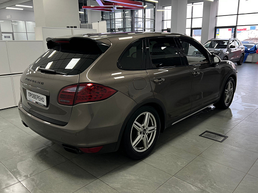 Porsche Cayenne, 2013 года, пробег 273288 км