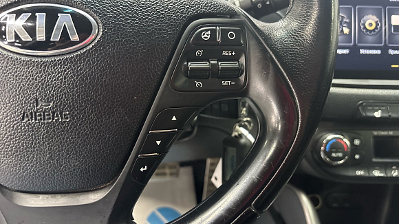 Kia Ceed Prestige, 2014 года, пробег 174996 км