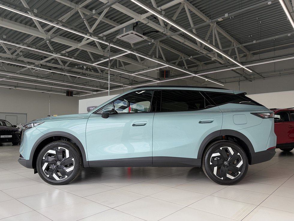 Omoda C7 Драйв, зеленый