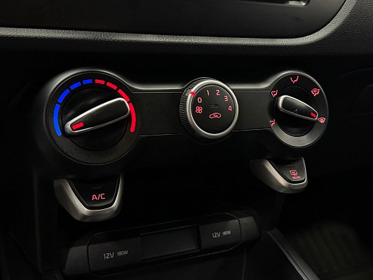 Kia Rio Classic, 2019 года, пробег 156200 км