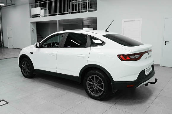 Renault Arkana Drive, 2021 года, пробег 120000 км