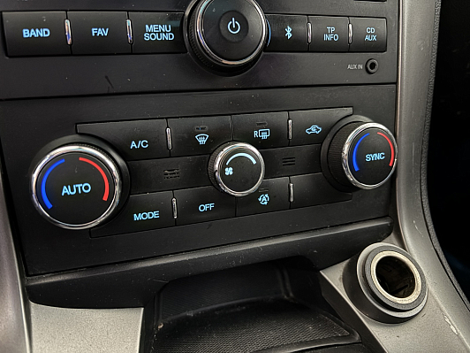 Chevrolet Captiva LT 7 мест, 2013 года, пробег 240840 км