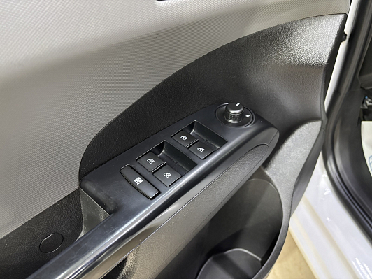 Chevrolet Aveo LT, 2012 года, пробег 153319 км
