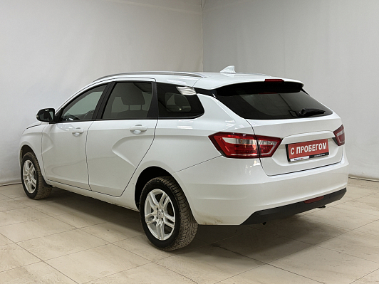 Lada (ВАЗ) Vesta Comfort, 2019 года, пробег 124580 км