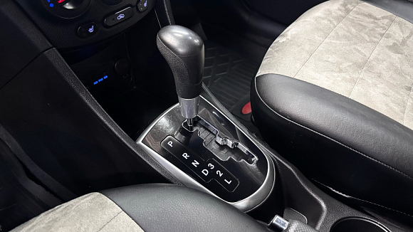 Hyundai Solaris Comfort, 2013 года, пробег 130000 км