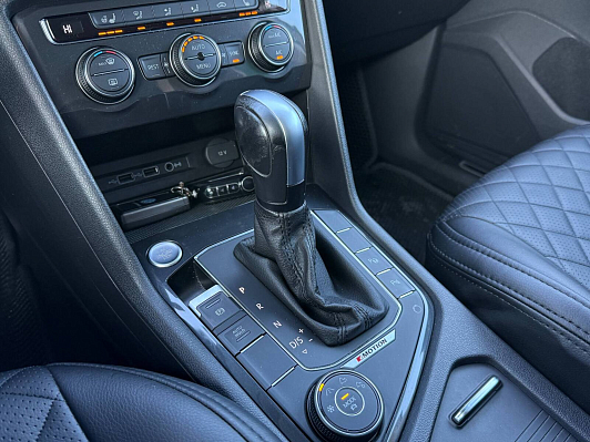 Volkswagen Tiguan OFFROAD, 2020 года, пробег 143280 км
