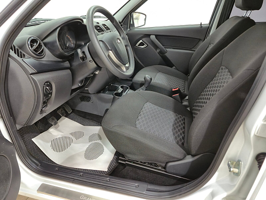 Lada (ВАЗ) Granta Комфорт, 2023 года, пробег 29210 км