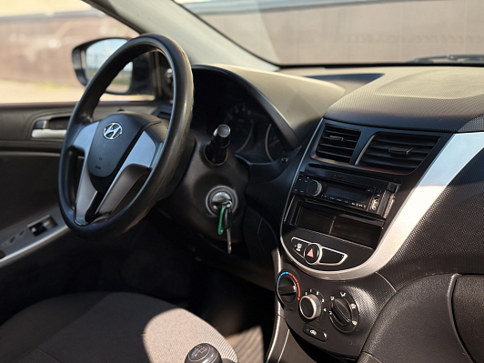 Hyundai Solaris Classic, 2013 года, пробег 151000 км