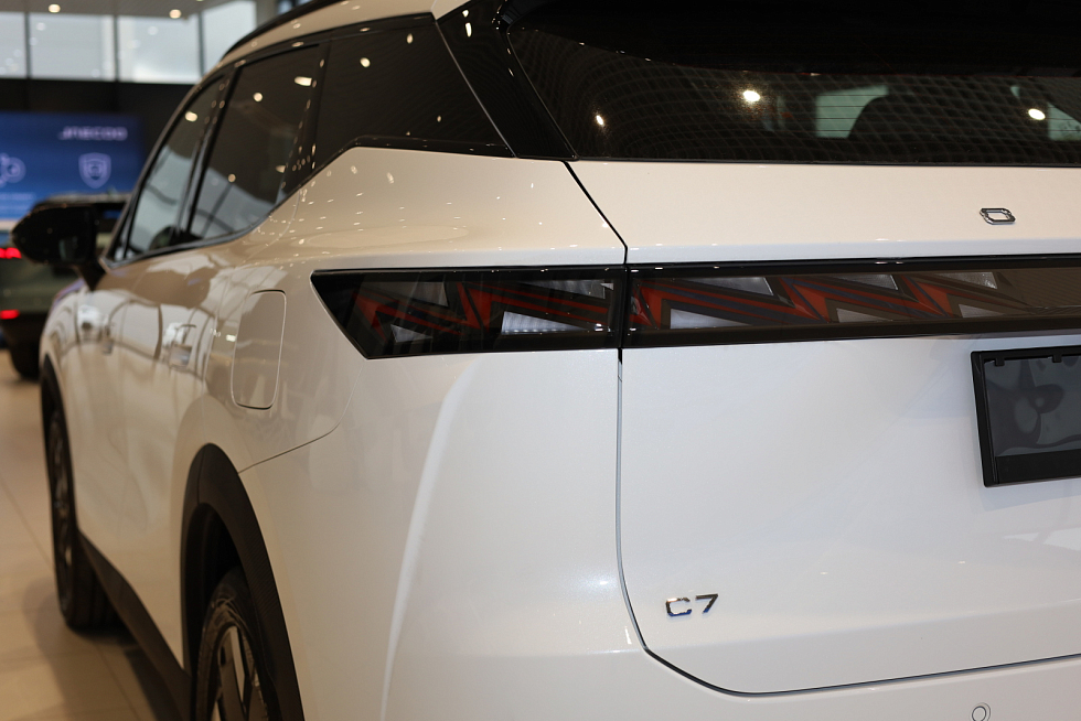 Omoda C7 Supreme, белый