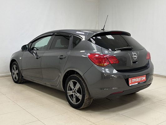 Opel Astra Cosmo, 2011 года, пробег 207274 км