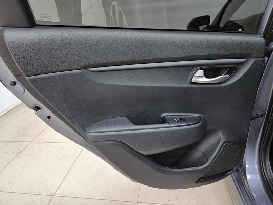 Kia Rio Comfort, 2017 года, пробег 72000 км
