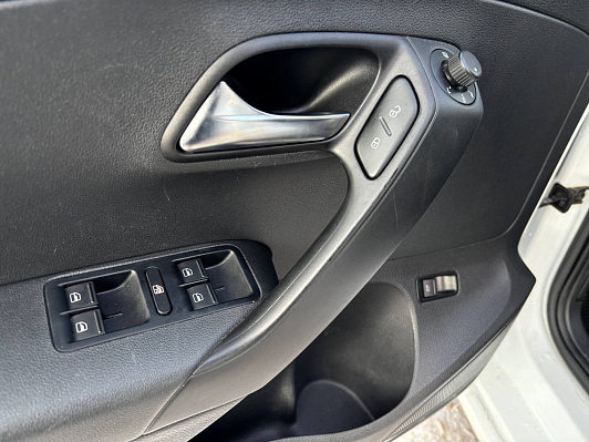 Volkswagen Polo SELECT, 2019 года, пробег 42017 км