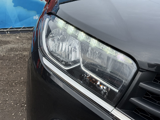 Lada (ВАЗ) XRAY Comfort, 2018 года, пробег 105283 км