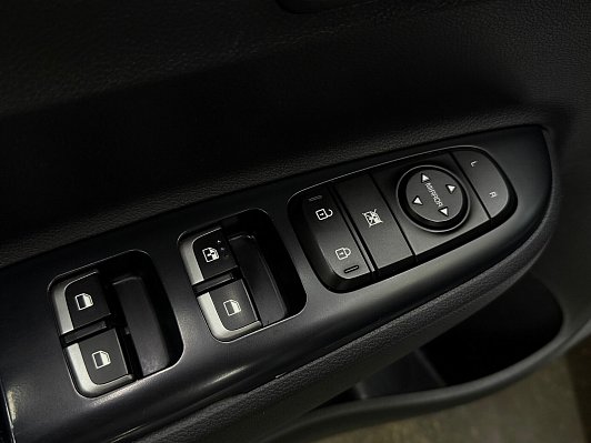 Kia Rio Лига Европы, 2019 года, пробег 45000 км