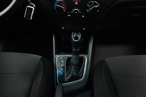 Hyundai Solaris Comfort, 2019 года, пробег 119240 км