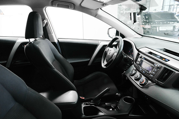 Toyota RAV4, 2014 года, пробег 149496 км