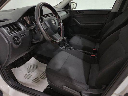 Skoda Rapid Ambition, 2015 года, пробег 134170 км