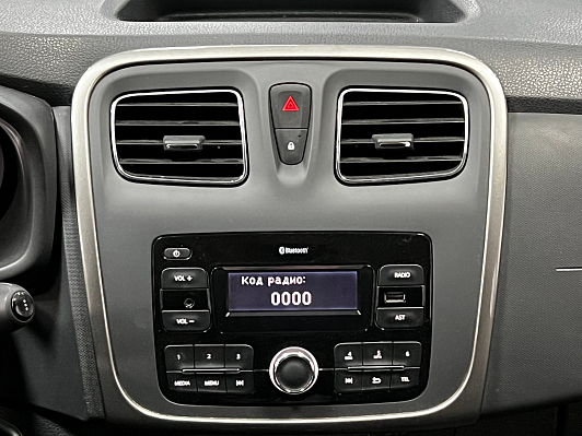 Renault Sandero Life, 2020 года, пробег 27950 км