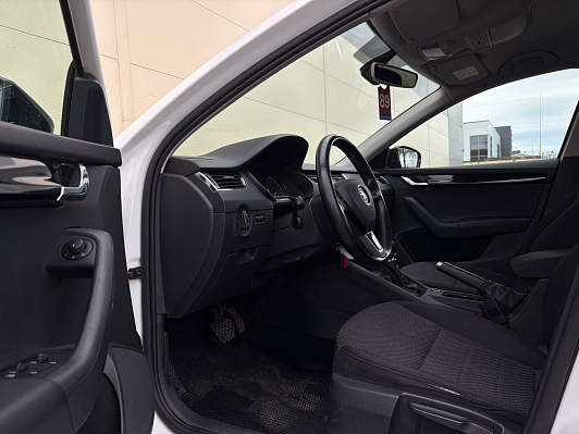 Skoda Octavia Style, 2017 года, пробег 250000 км