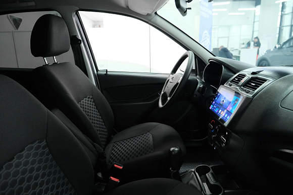 Lada (ВАЗ) Granta Standard, 2023 года, пробег 72000 км