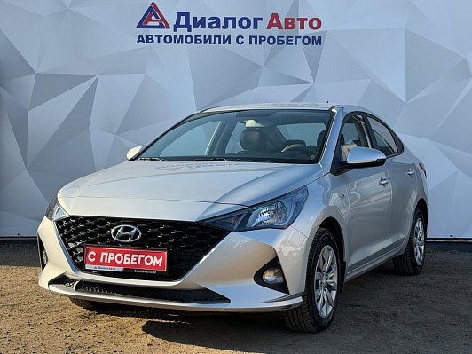 Hyundai Solaris Специальная Серия "10 лет" + Comfort, 2021 года, пробег 13000 км