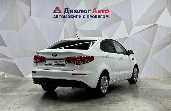 Kia Rio Luxe, 2016 года, пробег 84904 км