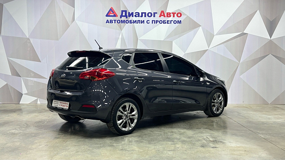 Kia Ceed Luxe, 2013 года, пробег 152000 км