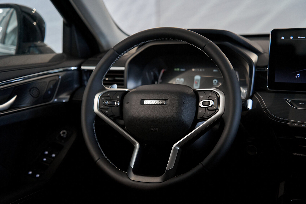 Haval Jolion Оптимум, черный