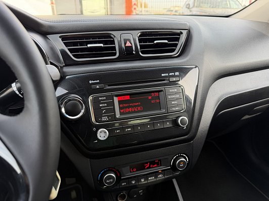 Kia Rio Prestige, 2015 года, пробег 168000 км