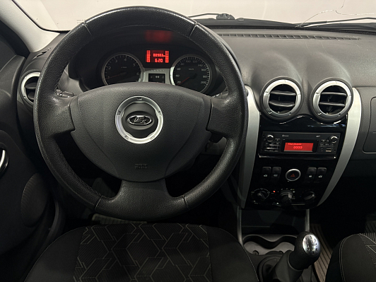 Lada (ВАЗ) Largus Luxe (5 мест), 2019 года, пробег 81000 км