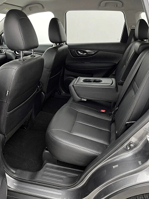 Nissan X-Trail LE Top Coffee (2021-2022), 2020 года, пробег 140985 км