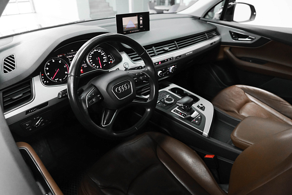 Audi Q7 Business, 2016 года, пробег 171356 км