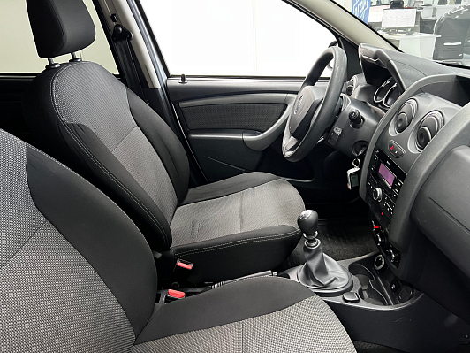 Renault Duster Adventure, 2017 года, пробег 208000 км