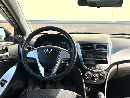 Hyundai Solaris Classic, 2013 года, пробег 151000 км