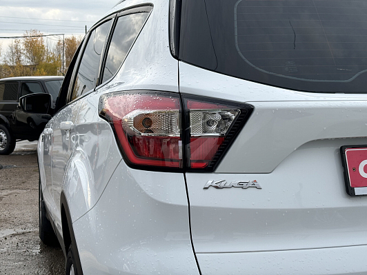 Ford Kuga Trend (2017), 2017 года, пробег 180252 км